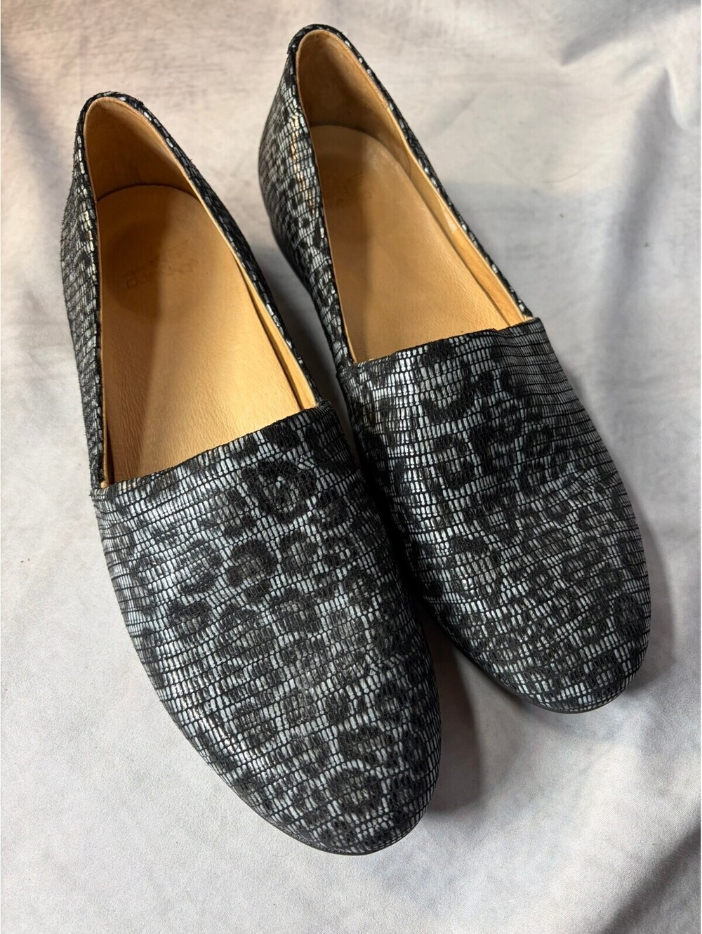 Dansko Gray Black Animal Print Leather Loafers Women's EU 40 US 9.5